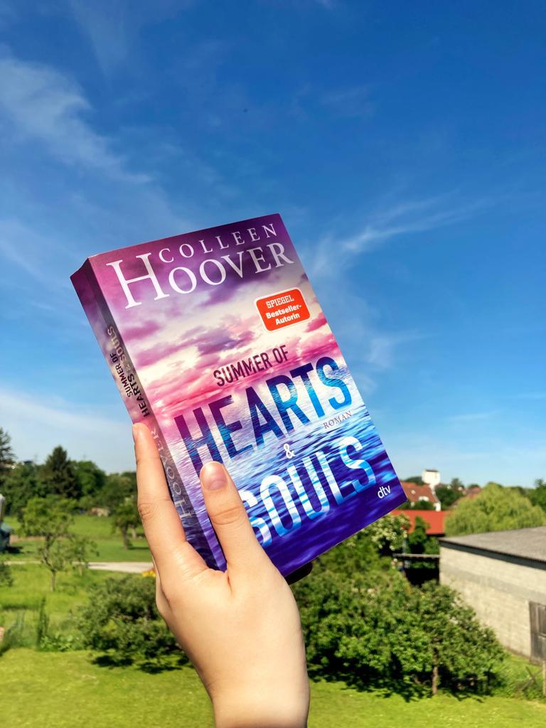 Mehr über den Artikel erfahren //Rezension// Summer of Hearts & Souls – Colleen Hoover