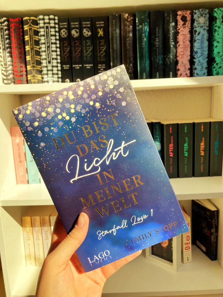 Mehr über den Artikel erfahren //Rezension// Du bist das Licht in meiner Welt – Starfall Love 1 – Emily Stopp