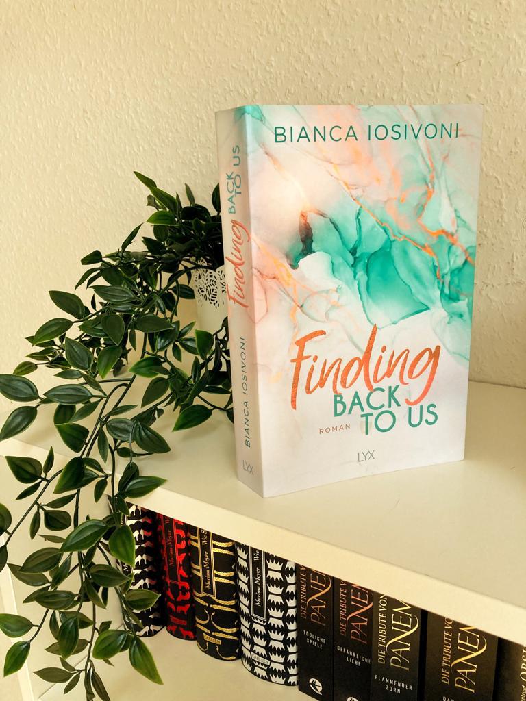 Mehr über den Artikel erfahren //Rezension// Finding Back to Us – Bianca Iosivoni