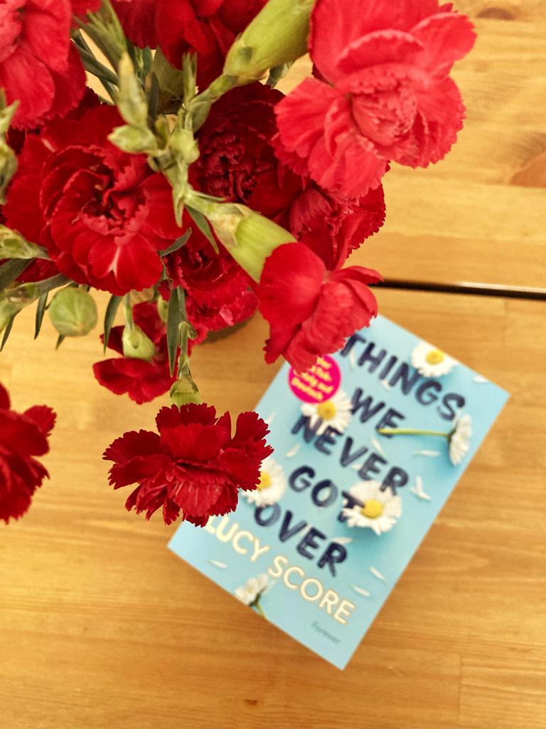 Mehr über den Artikel erfahren //Rezension// Things We Never Got Over – Lucy Score