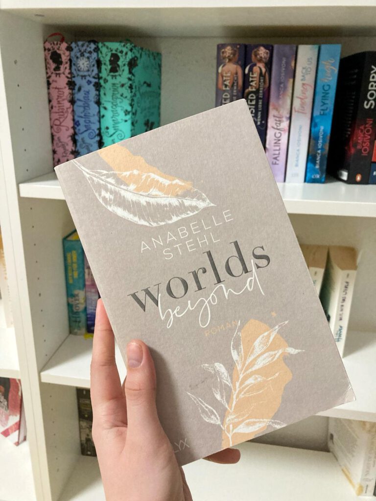 Mehr über den Artikel erfahren //Rezension// Worlds Beyond – Anabelle Stehl