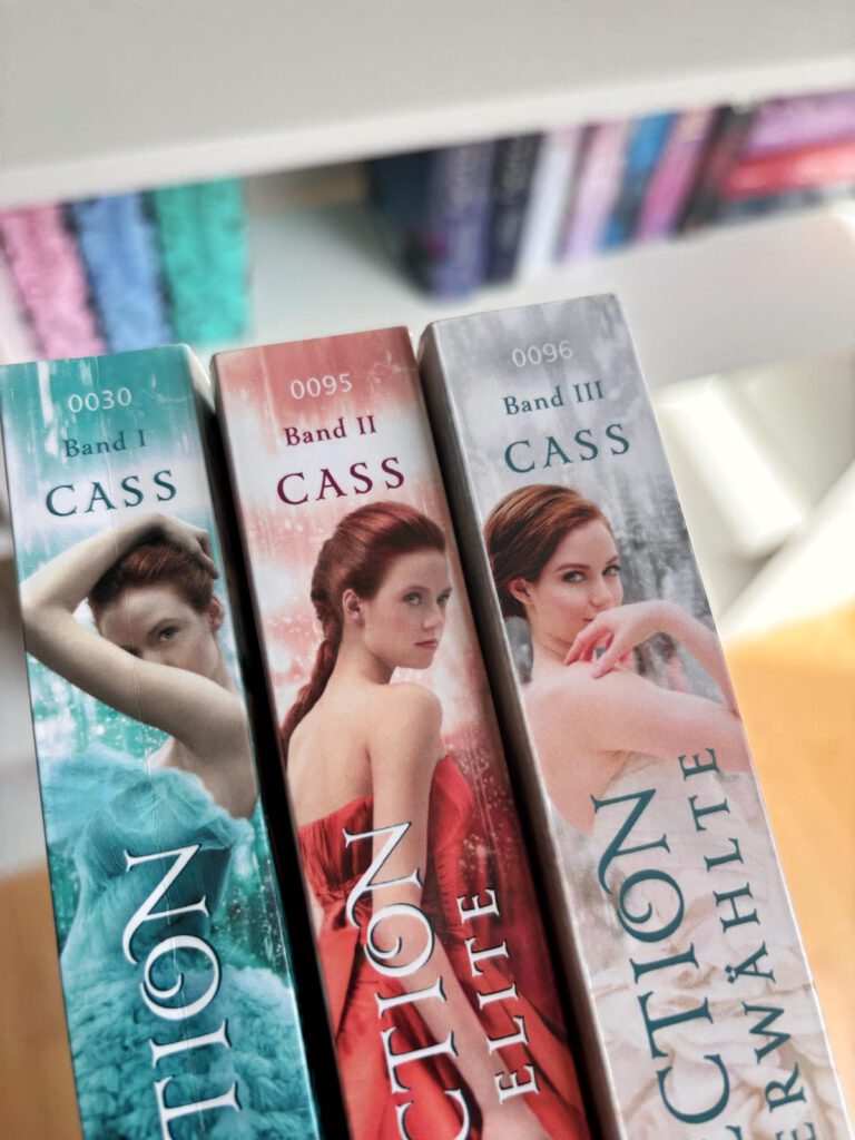 Mehr über den Artikel erfahren //Sammelrezension// Selection – Kiera Cass